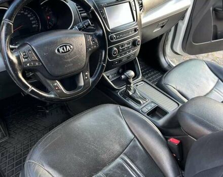 Белый Киа Соренто, объемом двигателя 2.2 л и пробегом 198 тыс. км за 18400 $, фото 14 на Automoto.ua