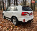 Белый Киа Соренто, объемом двигателя 2.2 л и пробегом 132 тыс. км за 17800 $, фото 5 на Automoto.ua