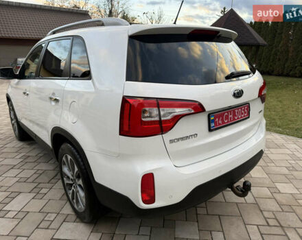 Кіа Соренто 2014 у Івано-Франківську на Automoto.ua Білий Кіа Соренто, об'ємом двигуна 2.2 л та пробігом 228 тис. км за 17950 $, фото 8 на Automoto.ua
