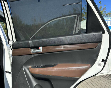 Білий Кіа Соренто, об'ємом двигуна 2.2 л та пробігом 184 тис. км за 16999 $, фото 46 на Automoto.ua