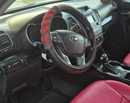 Киа Соренто 2014 в Измаиле на Automoto.ua Белый Киа Соренто, объемом двигателя 2.36 л и пробегом 114 тыс. км за 13000 $, фото 2 на Automoto.ua