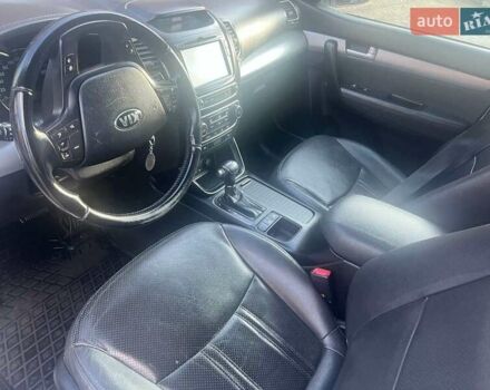 Белый Киа Соренто, объемом двигателя 2.2 л и пробегом 198 тыс. км за 18400 $, фото 12 на Automoto.ua