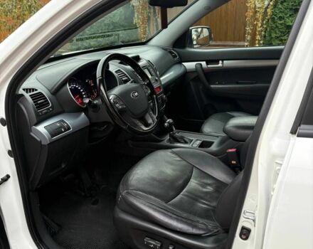 Белый Киа Соренто, объемом двигателя 2.2 л и пробегом 235 тыс. км за 13999 $, фото 8 на Automoto.ua