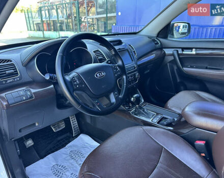 Білий Кіа Соренто, об'ємом двигуна 2.2 л та пробігом 184 тис. км за 16999 $, фото 23 на Automoto.ua