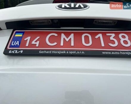 Белый Киа Соренто, объемом двигателя 2.2 л и пробегом 133 тыс. км за 17499 $, фото 44 на Automoto.ua