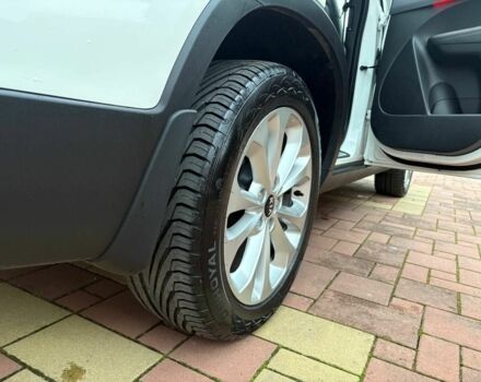 Белый Киа Соренто, объемом двигателя 2.2 л и пробегом 235 тыс. км за 13999 $, фото 17 на Automoto.ua