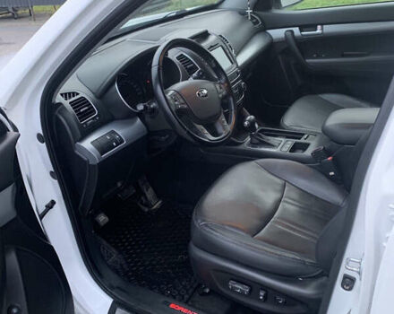 Белый Киа Соренто, объемом двигателя 2.2 л и пробегом 207 тыс. км за 16900 $, фото 15 на Automoto.ua