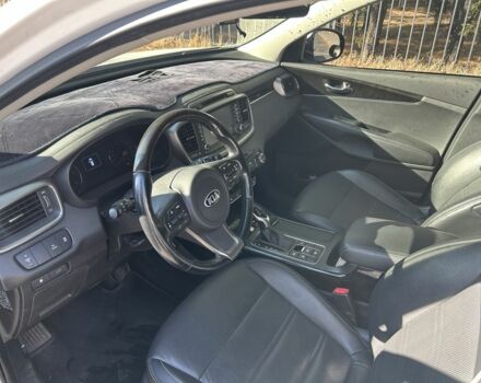 Белый Киа Соренто, объемом двигателя 2 л и пробегом 150 тыс. км за 18000 $, фото 12 на Automoto.ua