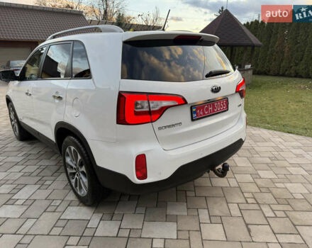 Кіа Соренто 2014 у Івано-Франківську на Automoto.ua Білий Кіа Соренто, об'ємом двигуна 2.2 л та пробігом 228 тис. км за 17950 $, фото 42 на Automoto.ua