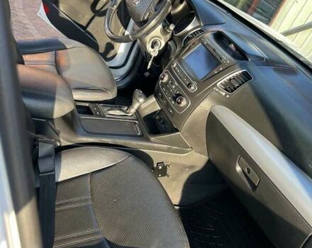 Белый Киа Соренто, объемом двигателя 2.2 л и пробегом 198 тыс. км за 18400 $, фото 16 на Automoto.ua