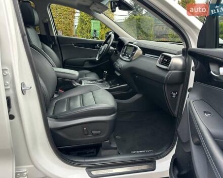 Кіа Соренто 2015 у Луцьку на Automoto.ua Білий Кіа Соренто, об'ємом двигуна 2.2 л та пробігом 150 тис. км за 23500 $, фото 64 на Automoto.ua