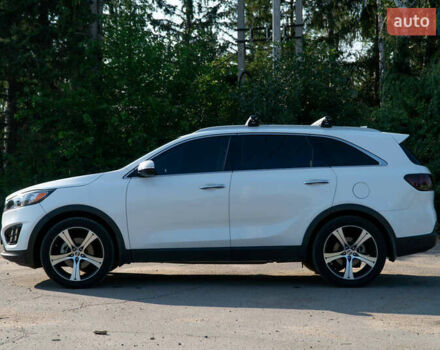 Белый Киа Соренто, объемом двигателя 2.36 л и пробегом 96 тыс. км за 16500 $, фото 4 на Automoto.ua