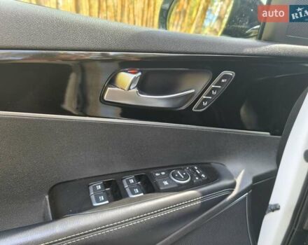 Белый Киа Соренто, объемом двигателя 2 л и пробегом 106 тыс. км за 19000 $, фото 19 на Automoto.ua