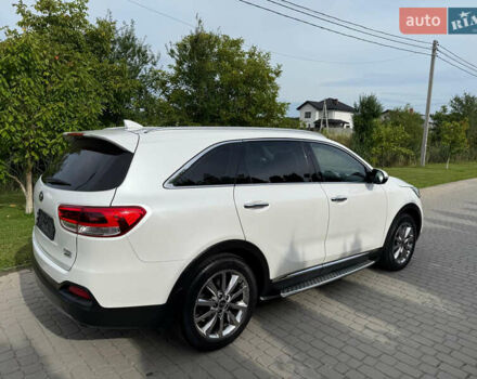 Белый Киа Соренто, объемом двигателя 2 л и пробегом 164 тыс. км за 19500 $, фото 5 на Automoto.ua