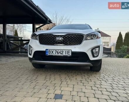 Белый Киа Соренто, объемом двигателя 2.2 л и пробегом 225 тыс. км за 19191 $, фото 7 на Automoto.ua