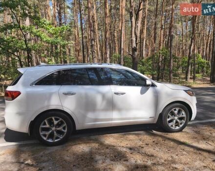 Белый Киа Соренто, объемом двигателя 2 л и пробегом 106 тыс. км за 19000 $, фото 5 на Automoto.ua