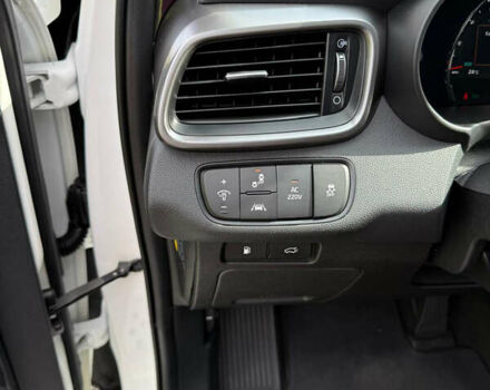 Белый Киа Соренто, объемом двигателя 2 л и пробегом 164 тыс. км за 19500 $, фото 14 на Automoto.ua