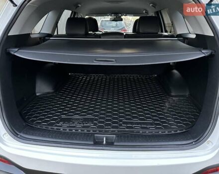 Белый Киа Соренто, объемом двигателя 2.2 л и пробегом 225 тыс. км за 19191 $, фото 141 на Automoto.ua