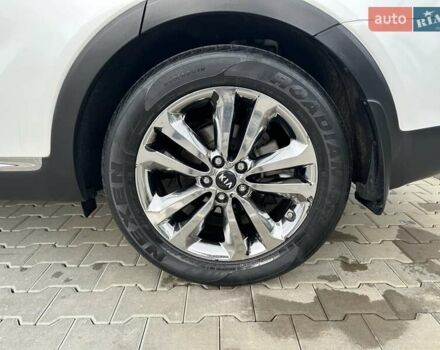 Белый Киа Соренто, объемом двигателя 2 л и пробегом 220 тыс. км за 18700 $, фото 16 на Automoto.ua