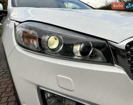 Кіа Соренто 2015 у Луцьку на Automoto.ua Білий Кіа Соренто, об'ємом двигуна 2.2 л та пробігом 150 тис. км за 23500 $, фото 102 на Automoto.ua