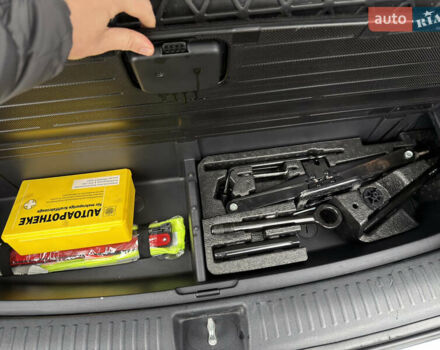 Білий Кіа Соренто, об'ємом двигуна 2.2 л та пробігом 135 тис. км за 24000 $, фото 67 на Automoto.ua