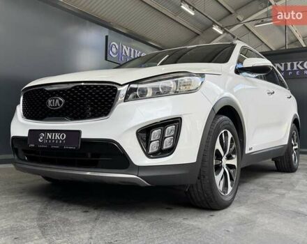 Білий Кіа Соренто, об'ємом двигуна 2 л та пробігом 239 тис. км за 12500 $, фото 2 на Automoto.ua