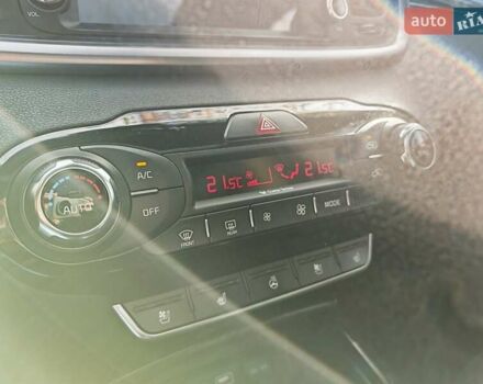 Киа Соренто 2015 в Могилев-Подольском на Automoto.ua Белый Киа Соренто, объемом двигателя 2.2 л и пробегом 214 тыс. км за 19300 $, фото 22 на Automoto.ua