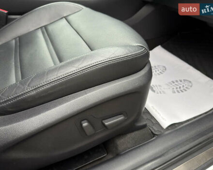 Білий Кіа Соренто, об'ємом двигуна 2.2 л та пробігом 135 тис. км за 24000 $, фото 36 на Automoto.ua