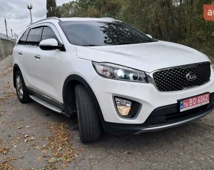 Киа Соренто 2015 в Киеве на Automoto.ua Белый Киа Соренто, объемом двигателя 2 л и пробегом 179 тыс. км за 21900 $, фото 3 на Automoto.ua