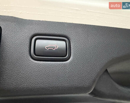 Білий Кіа Соренто, об'ємом двигуна 2.2 л та пробігом 135 тис. км за 24000 $, фото 65 на Automoto.ua