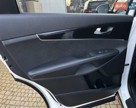 Белый Киа Соренто, объемом двигателя 2.2 л и пробегом 225 тыс. км за 19191 $, фото 137 на Automoto.ua