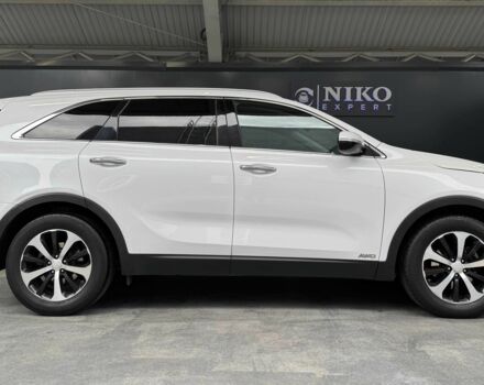 Белый Киа Соренто, объемом двигателя 2 л и пробегом 239 тыс. км за 12000 $, фото 8 на Automoto.ua