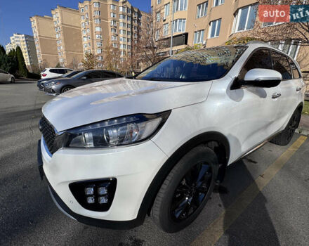 Белый Киа Соренто, объемом двигателя 2.2 л и пробегом 122 тыс. км за 21900 $, фото 4 на Automoto.ua