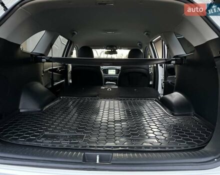 Белый Киа Соренто, объемом двигателя 2.2 л и пробегом 225 тыс. км за 19191 $, фото 155 на Automoto.ua