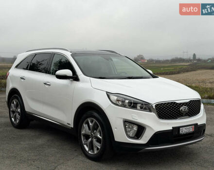 Білий Кіа Соренто, об'ємом двигуна 2.2 л та пробігом 135 тис. км за 24000 $, фото 4 на Automoto.ua