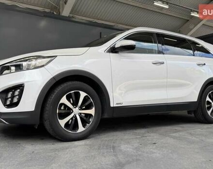 Білий Кіа Соренто, об'ємом двигуна 2 л та пробігом 239 тис. км за 12500 $, фото 6 на Automoto.ua