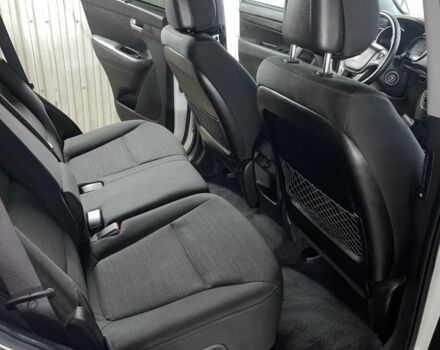 Белый Киа Соренто, объемом двигателя 2.4 л и пробегом 220 тыс. км за 13900 $, фото 13 на Automoto.ua