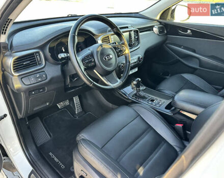 Белый Киа Соренто, объемом двигателя 2.2 л и пробегом 198 тыс. км за 21999 $, фото 36 на Automoto.ua