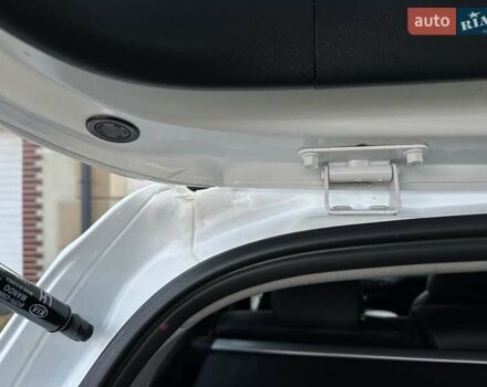 Белый Киа Соренто, объемом двигателя 2.2 л и пробегом 225 тыс. км за 19191 $, фото 152 на Automoto.ua