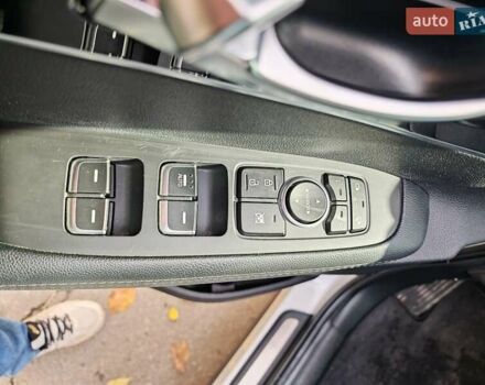 Киа Соренто 2015 в Могилев-Подольском на Automoto.ua Белый Киа Соренто, объемом двигателя 2.2 л и пробегом 214 тыс. км за 19300 $, фото 24 на Automoto.ua