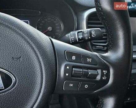 Белый Киа Соренто, объемом двигателя 2.2 л и пробегом 225 тыс. км за 19191 $, фото 106 на Automoto.ua