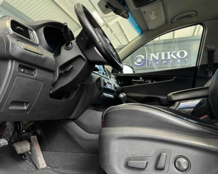 Белый Киа Соренто, объемом двигателя 2 л и пробегом 239 тыс. км за 12000 $, фото 11 на Automoto.ua