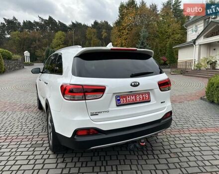 Кіа Соренто 2015 у Луцьку на Automoto.ua Білий Кіа Соренто, об'ємом двигуна 2.2 л та пробігом 150 тис. км за 23500 $, фото 6 на Automoto.ua