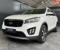 Білий Кіа Соренто, об'ємом двигуна 2 л та пробігом 239 тис. км за 12500 $, фото 1 на Automoto.ua