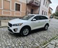 Белый Киа Соренто, объемом двигателя 2.4 л и пробегом 165 тыс. км за 17909 $, фото 7 на Automoto.ua
