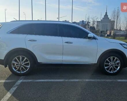 Білий Кіа Соренто, об'ємом двигуна 2.2 л та пробігом 216 тис. км за 19450 $, фото 1 на Automoto.ua