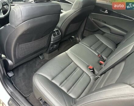 Кіа Соренто 2015 у Луцьку на Automoto.ua Білий Кіа Соренто, об'ємом двигуна 2.2 л та пробігом 150 тис. км за 23500 $, фото 59 на Automoto.ua