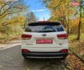 Киа Соренто 2015 в Могилев-Подольском на Automoto.ua Белый Киа Соренто, объемом двигателя 2.2 л и пробегом 214 тыс. км за 19300 $, фото 8 на Automoto.ua