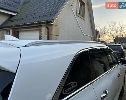 Белый Киа Соренто, объемом двигателя 2.2 л и пробегом 225 тыс. км за 19191 $, фото 89 на Automoto.ua