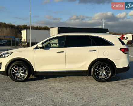 Белый Киа Соренто, объемом двигателя 2.2 л и пробегом 198 тыс. км за 21999 $, фото 6 на Automoto.ua